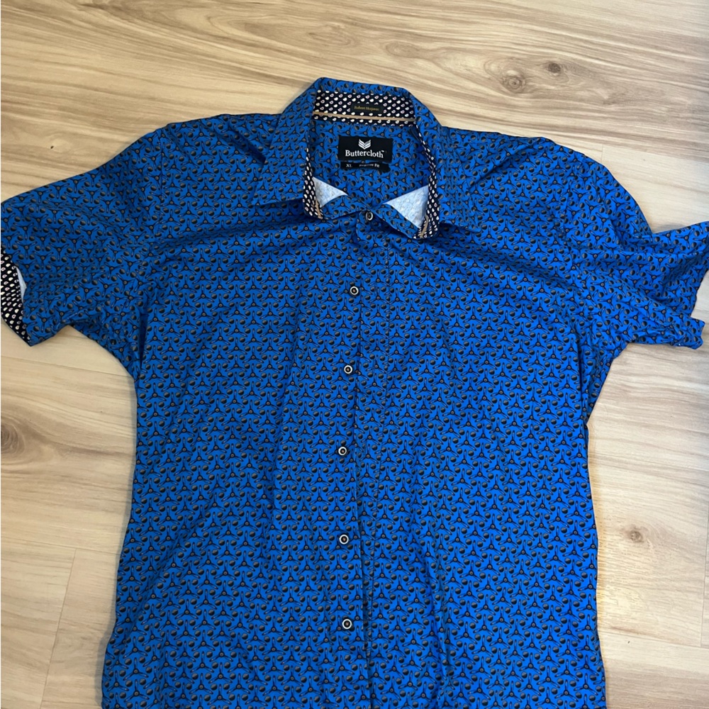 Buttercloth regular fit XL button down shirt
